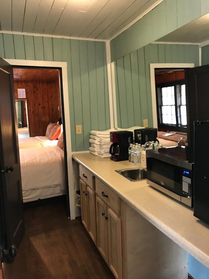 Riverside Lodge At Chimney Rock Eksteriør billede