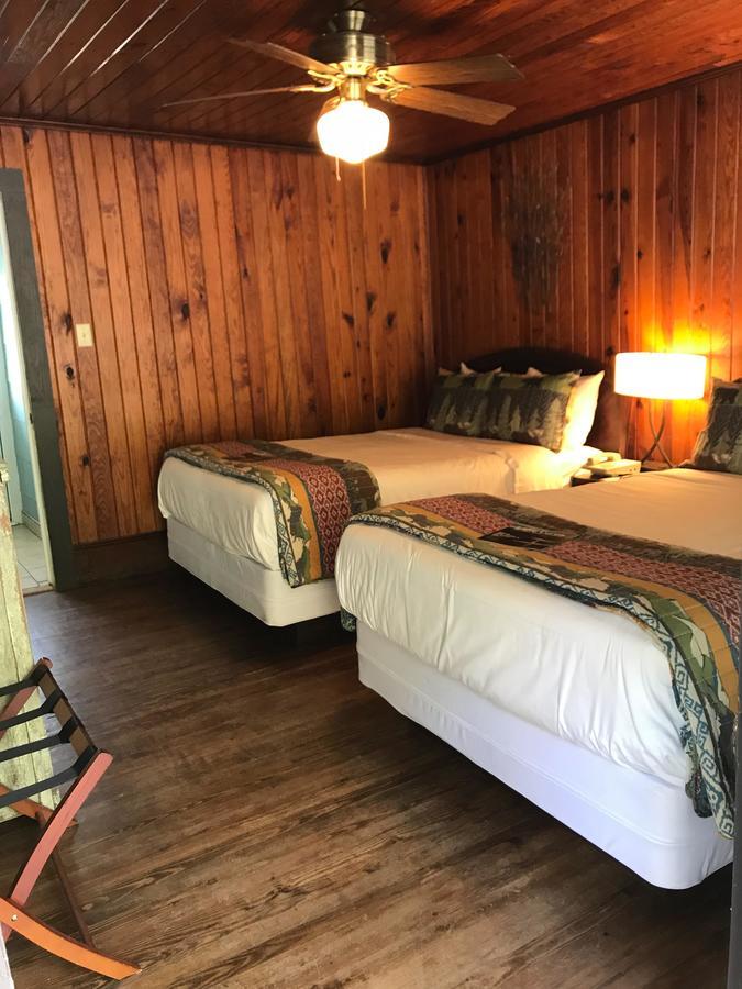 Riverside Lodge At Chimney Rock Eksteriør billede