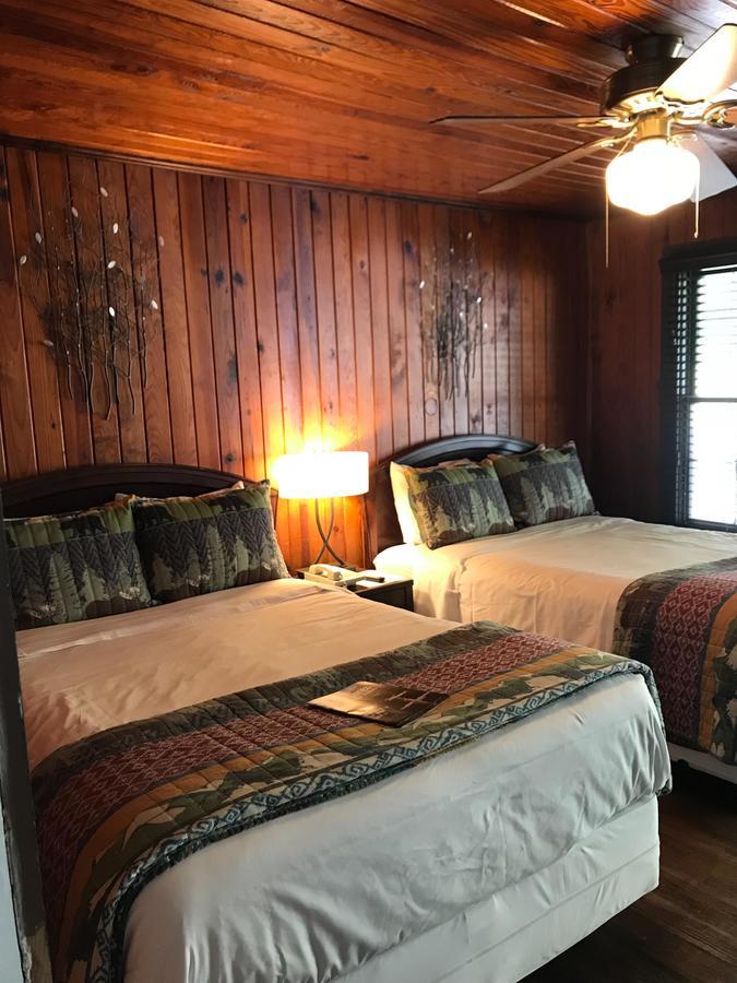 Riverside Lodge At Chimney Rock Eksteriør billede